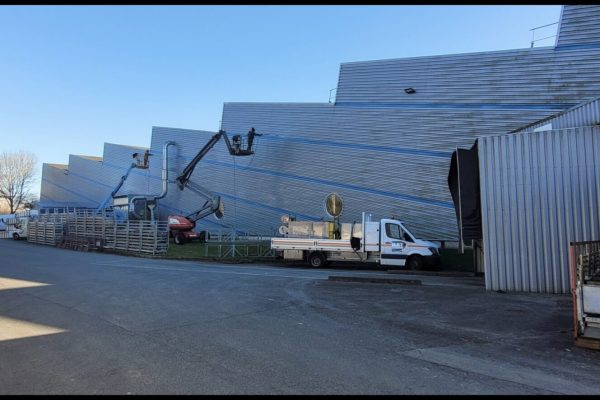 Bat Services Nettoyage Facade Vannes Entretien Et Maintenance De Batiments Industriels
